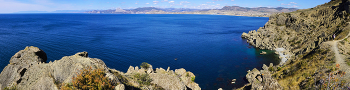 Sudak Bay / ***