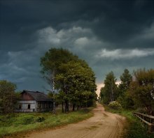 Waiting for the storm / ............
