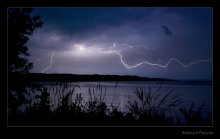 lightning / ***
