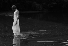 strange feeling your weightlessness. / ***