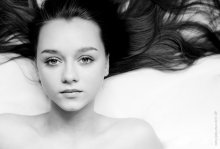 Portrait of Mariana / ***