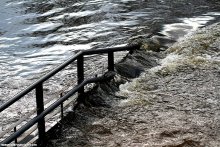 Die spritzwassergeschützte ... / ***