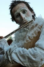 flutist / * *