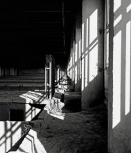 Diagonal / ***