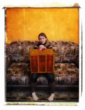 Portrait mit Schublade / ***
