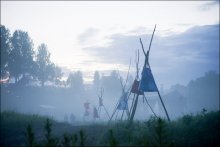 Dawn in the Valley / ***
