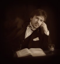 Dickens reading / ***