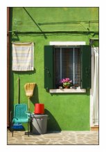 Color / ***