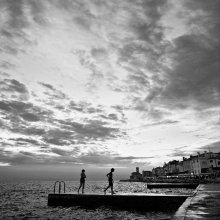 SILHOUETTES / ***