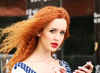 Julia / ***