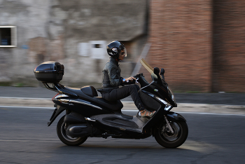 Motion emotion / ***