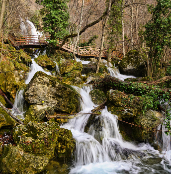 Wuchang-Su waterfall / ***