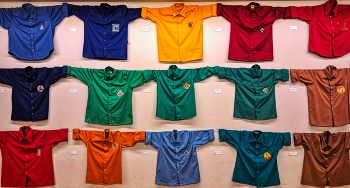 Valls - Museu casteller (camises colles) - Alt Camp / Valls - Museu casteller (camises colles) - Alt Camp