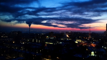 städtischen Sonnenuntergang / ***