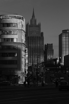 Ministerium für Auswärtige Angelegenheiten / ***