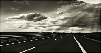 Über dem Horizont / ***