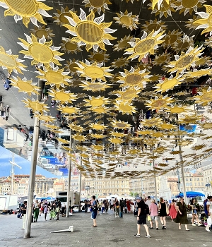 Heaven / Harbor in Marseilles