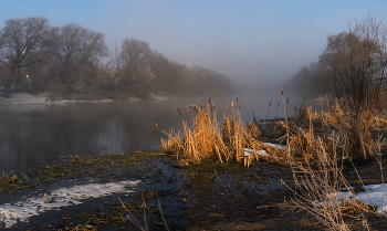Die ersten Strahlen / ***