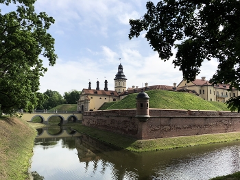 Nesvizh Castle / ***