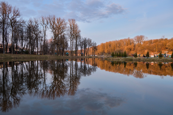 The evening in the park / ***