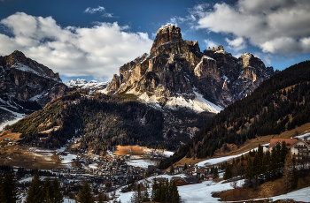Corvara in Badia / ***