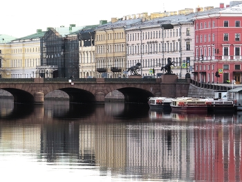 Fog dissipates / ***