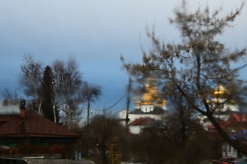 After the rain / ***