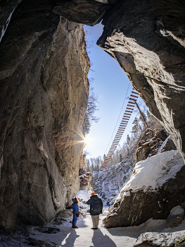 Ravine / ***