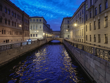 Winter Canal / ***