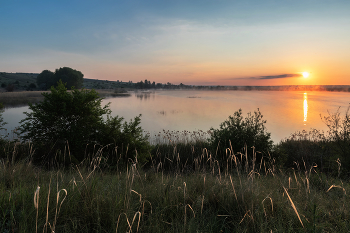 Morning on the river / ***