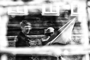 Life around / ***