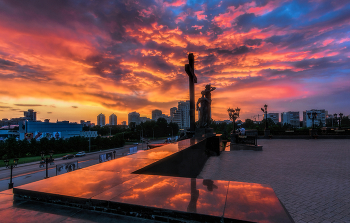 Evening Ekaterinburg / ***