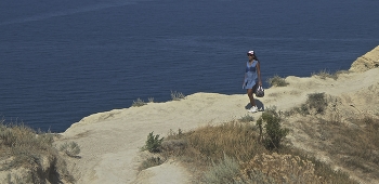 the blue sea / ***