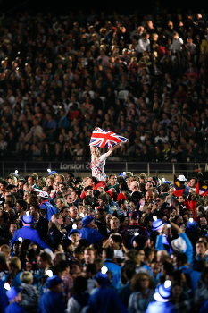 Athletics / Athletics participants in the Olympic Games, Britain, carry their country's flag