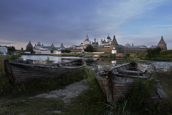Solovkm / ***