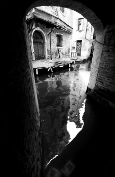Undress Venice / ***