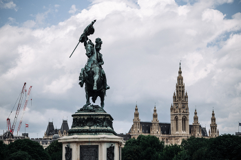 Vienna / ***