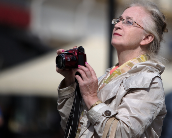 PHOTOGRAPHERS / ***