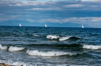 Yachts / ***