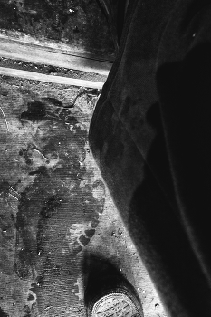 Life around / ***