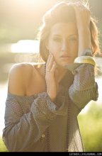 Julia / ***