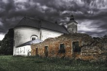 Trinity Church / ***