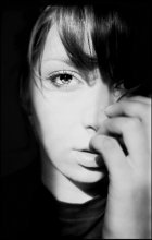 drowning / ***