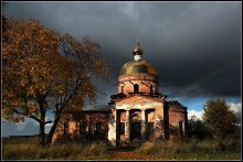 POKROVSKAYA CHURCH / ***