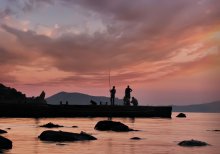 About fishing, crabs and dawn / ********