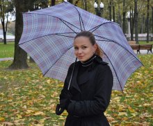 Under the umbrella / ***