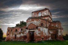 St. Nicholas Church in d.Lenino / ***