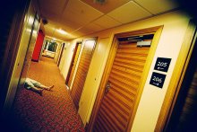 life hotel / ***