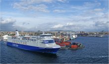 Sunny morning in the port (Oslo) / ***