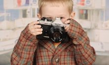 portrait of an unknown photographer / ***